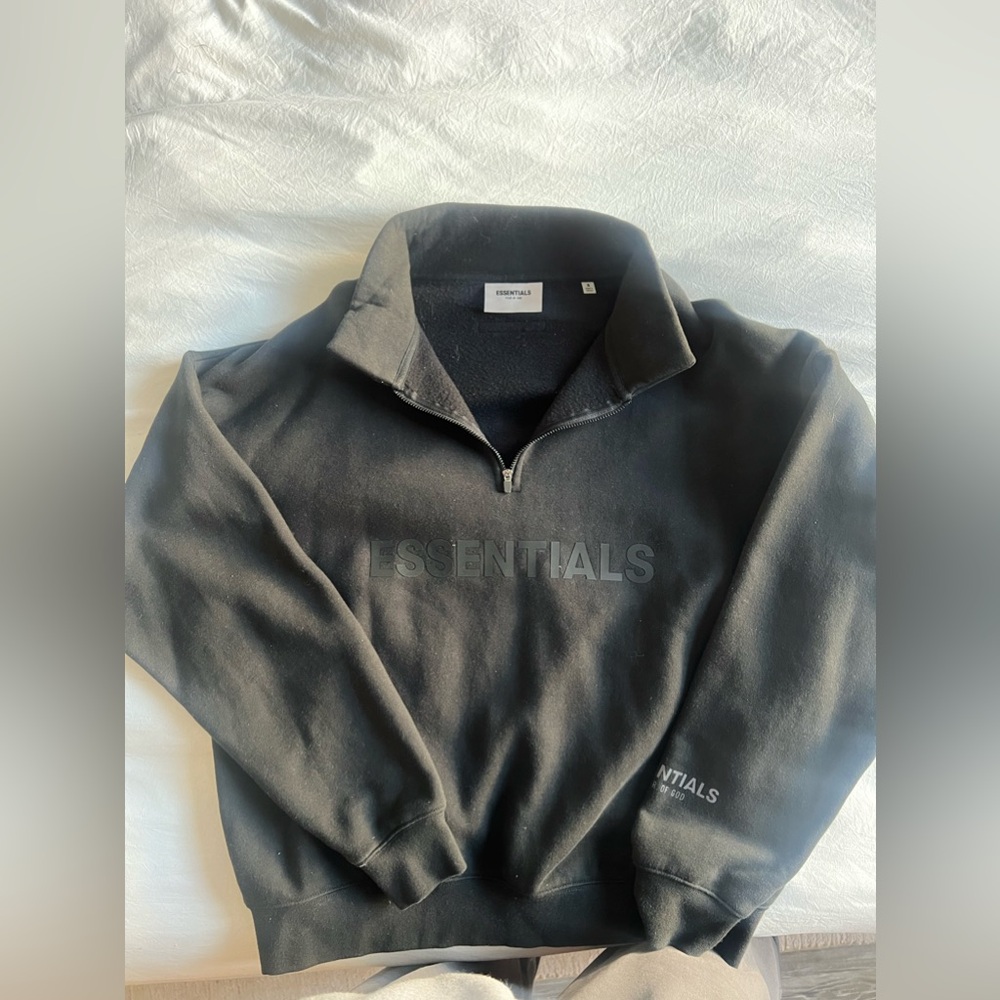 Fear of God Essentials Sweatshirt